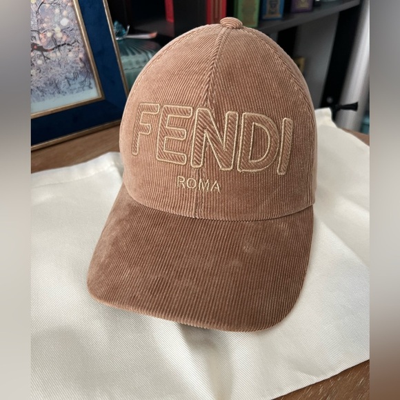 Fendi Hat Size Medium (58cm) - Picture 2 of 6